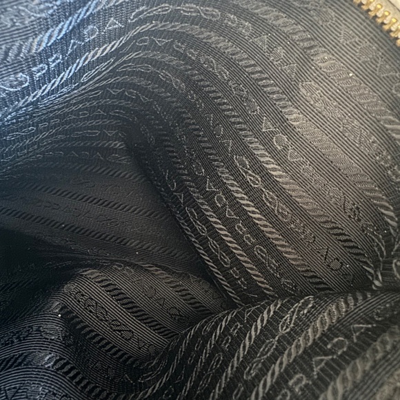 Prada Handbag Leather - Picture 5 of 10